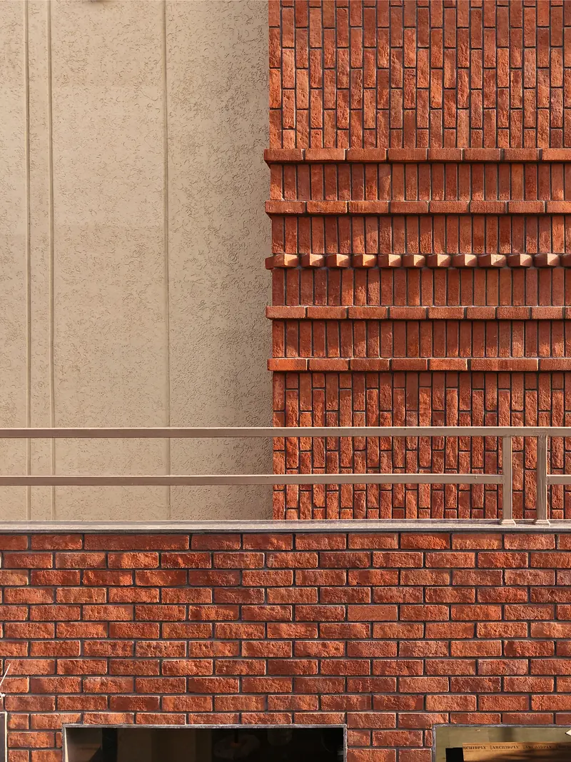 Bungalow Project, Exterior brickwork