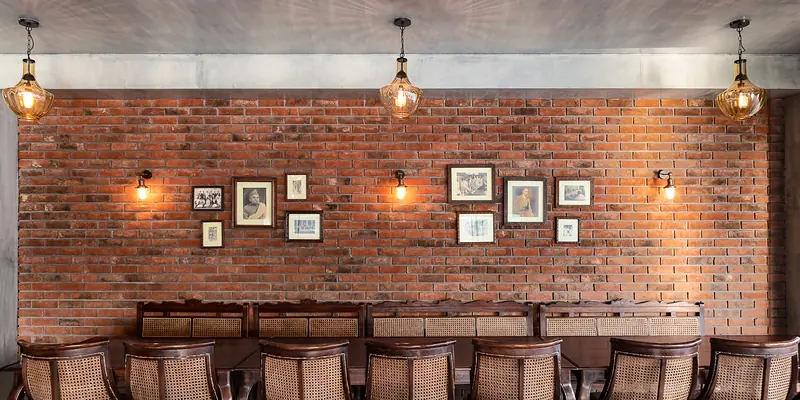 Madhav Rao Restaurant, Restaurant brickwork