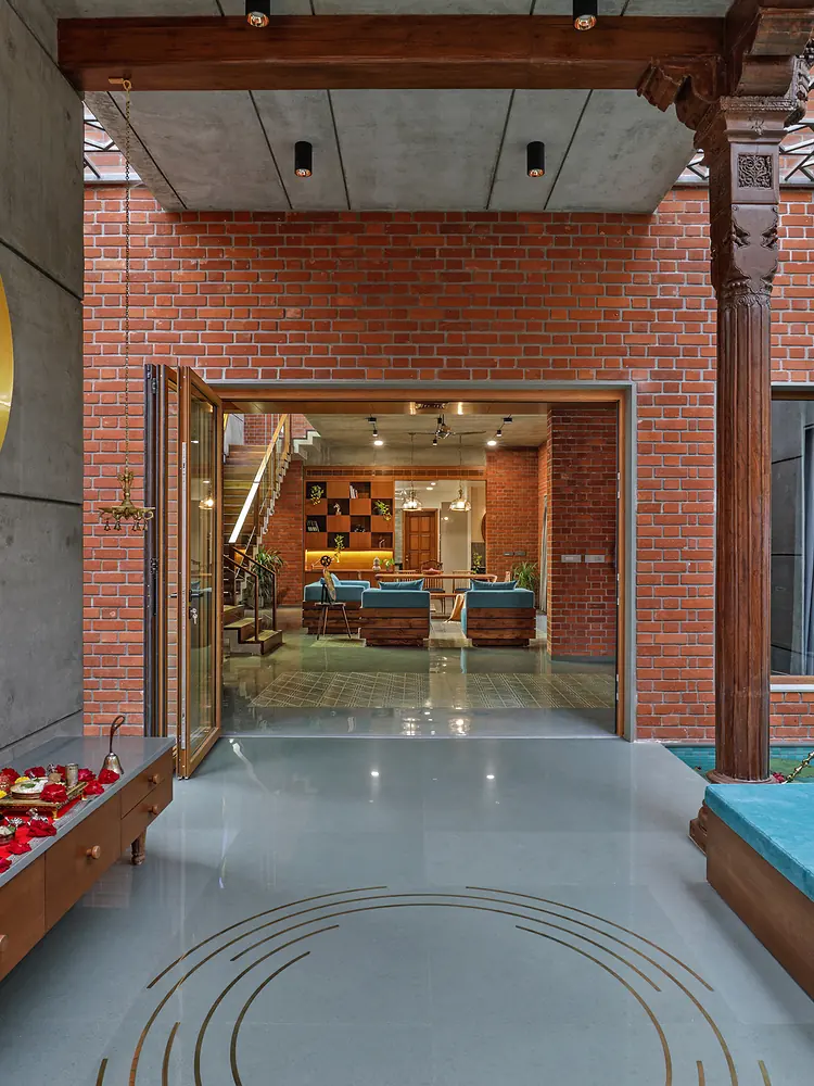 Rudradutt House, Interior brickwork